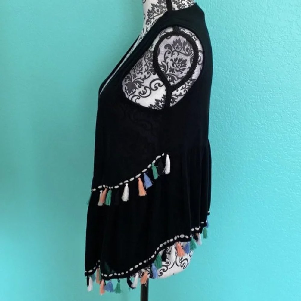 Steve Madden Nyc Open Front Fringe Tassel Shrug Os - image 5